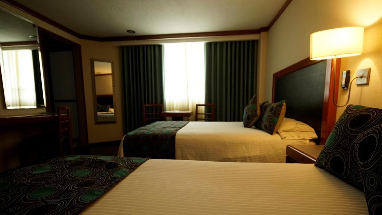 Hotel Abastos Plaza Mexico Extérieur photo