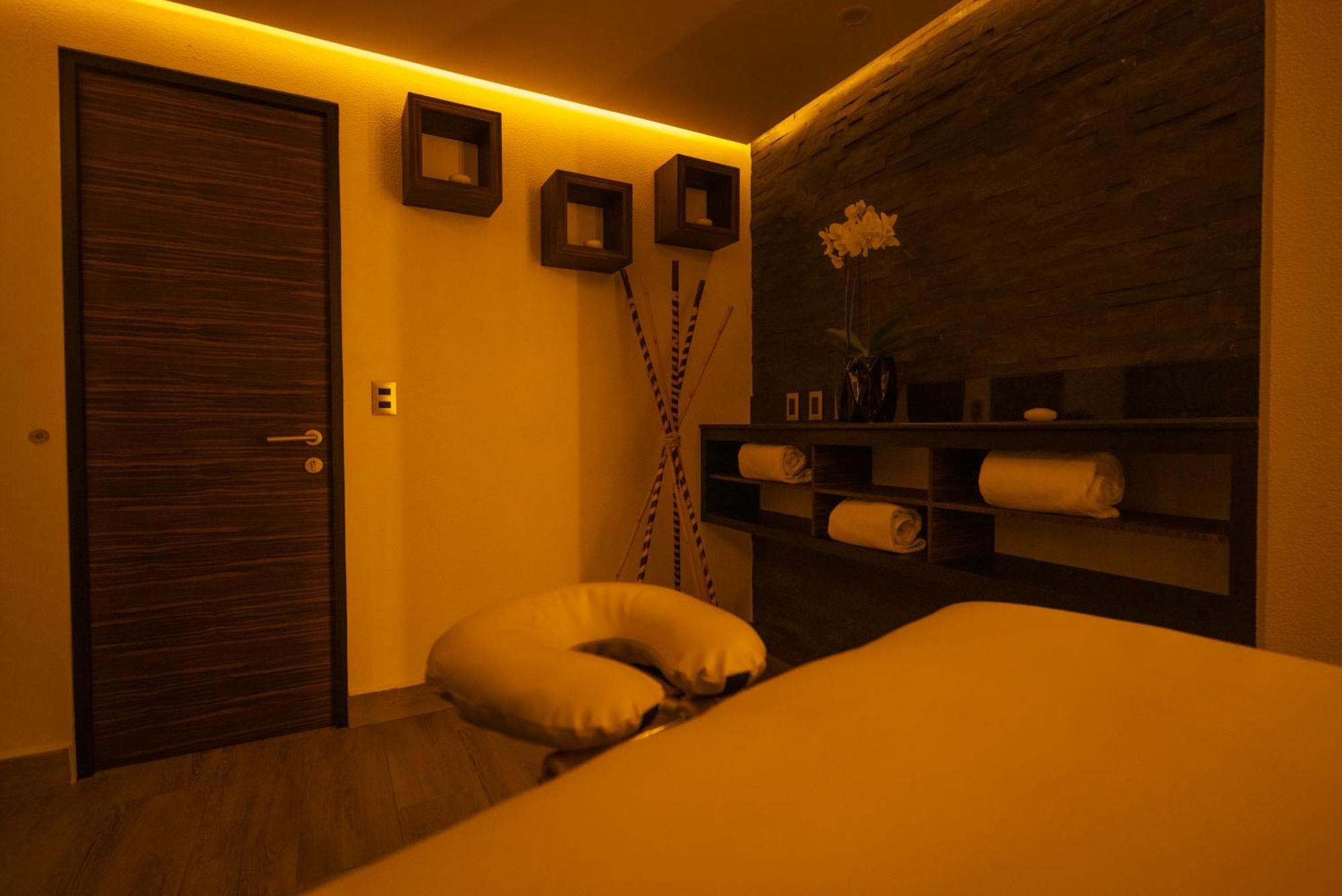 Hotel Abastos Plaza Mexico Extérieur photo