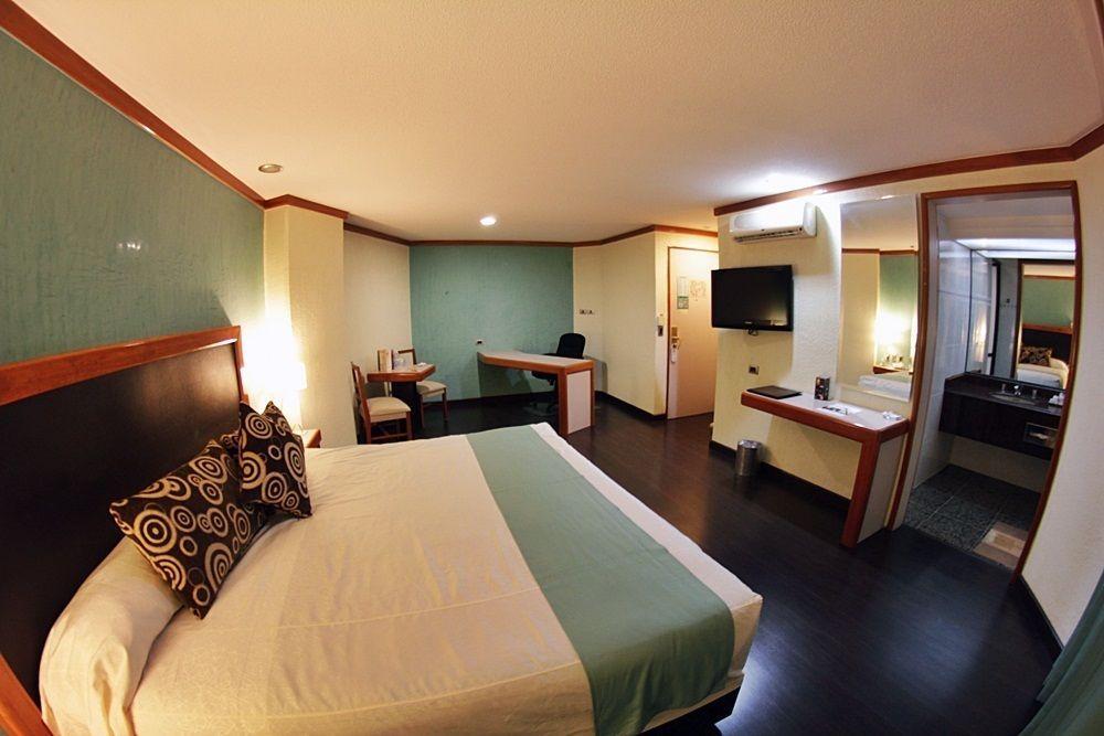 Hotel Abastos Plaza Mexico Extérieur photo