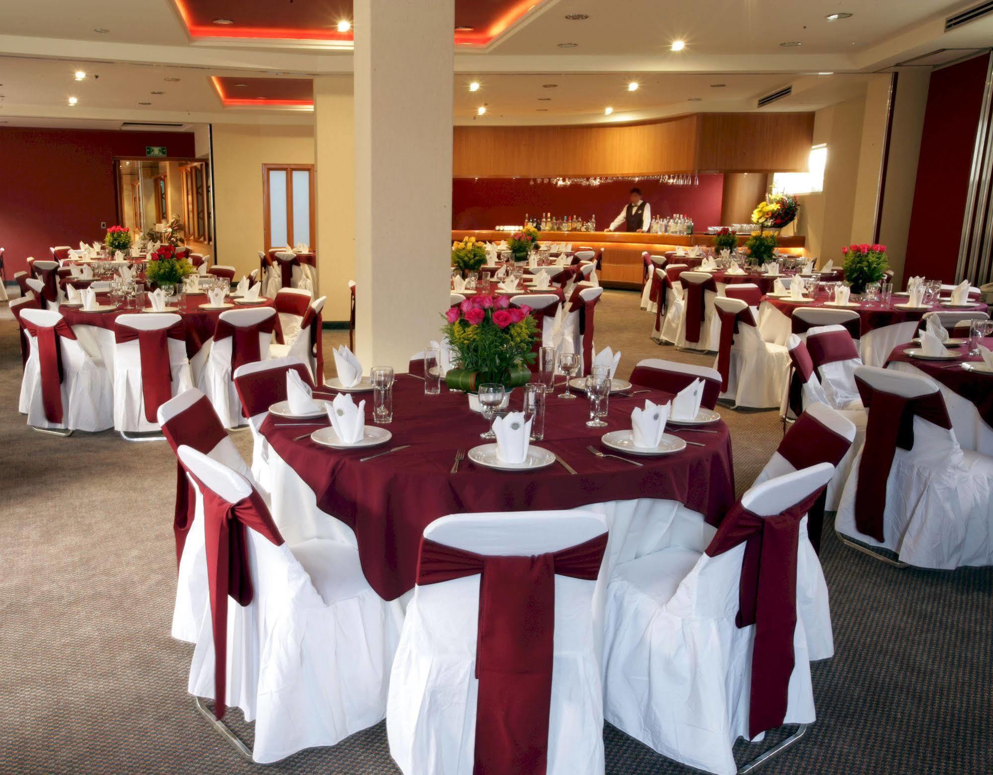 Hotel Abastos Plaza Mexico Extérieur photo