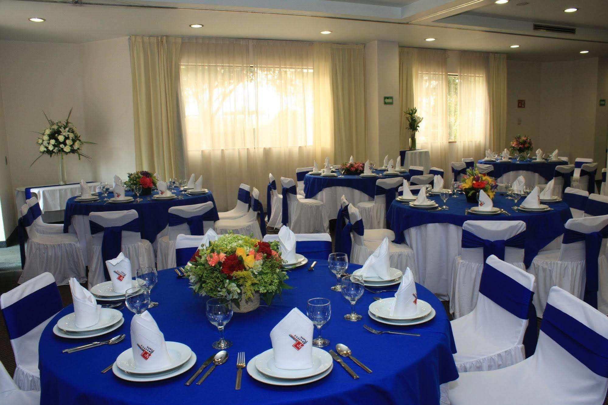 Hotel Abastos Plaza Mexico Extérieur photo
