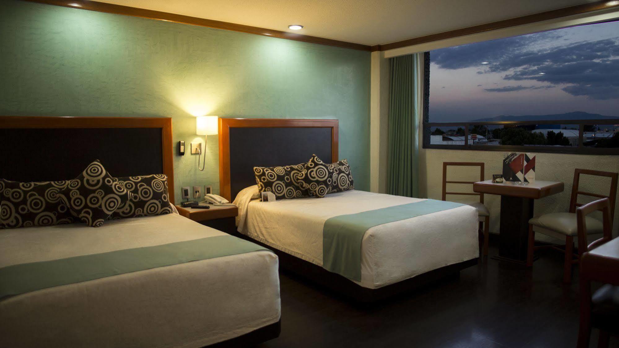 Hotel Abastos Plaza Mexico Extérieur photo