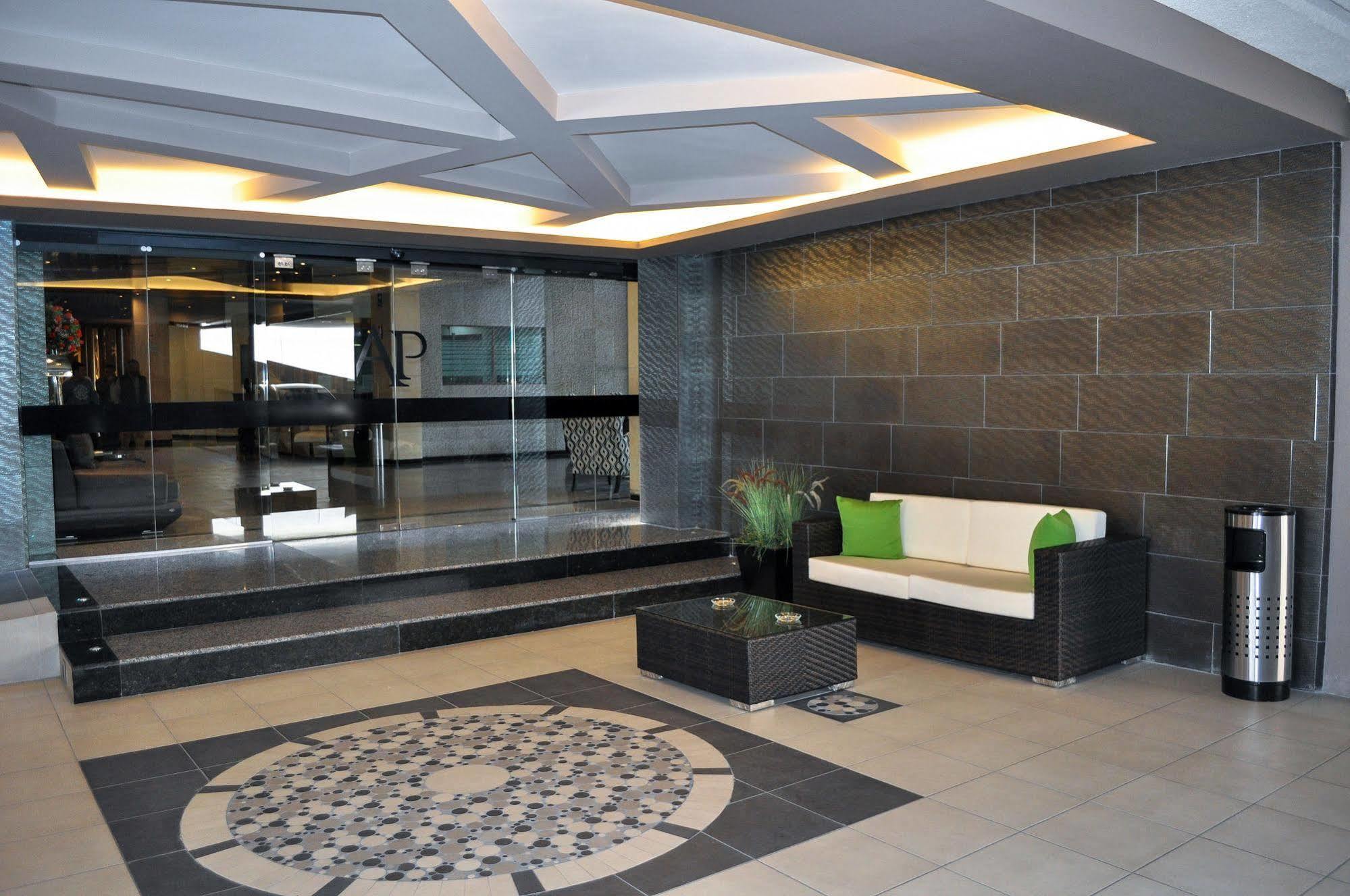 Hotel Abastos Plaza Mexico Extérieur photo