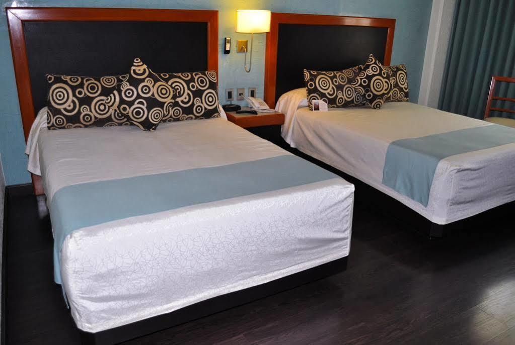 Hotel Abastos Plaza Mexico Extérieur photo